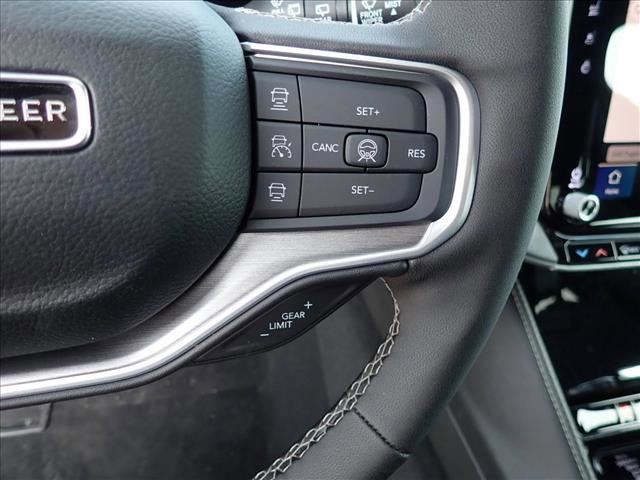 New 2026 Jeep Grand Wagoneer 4WD image 17