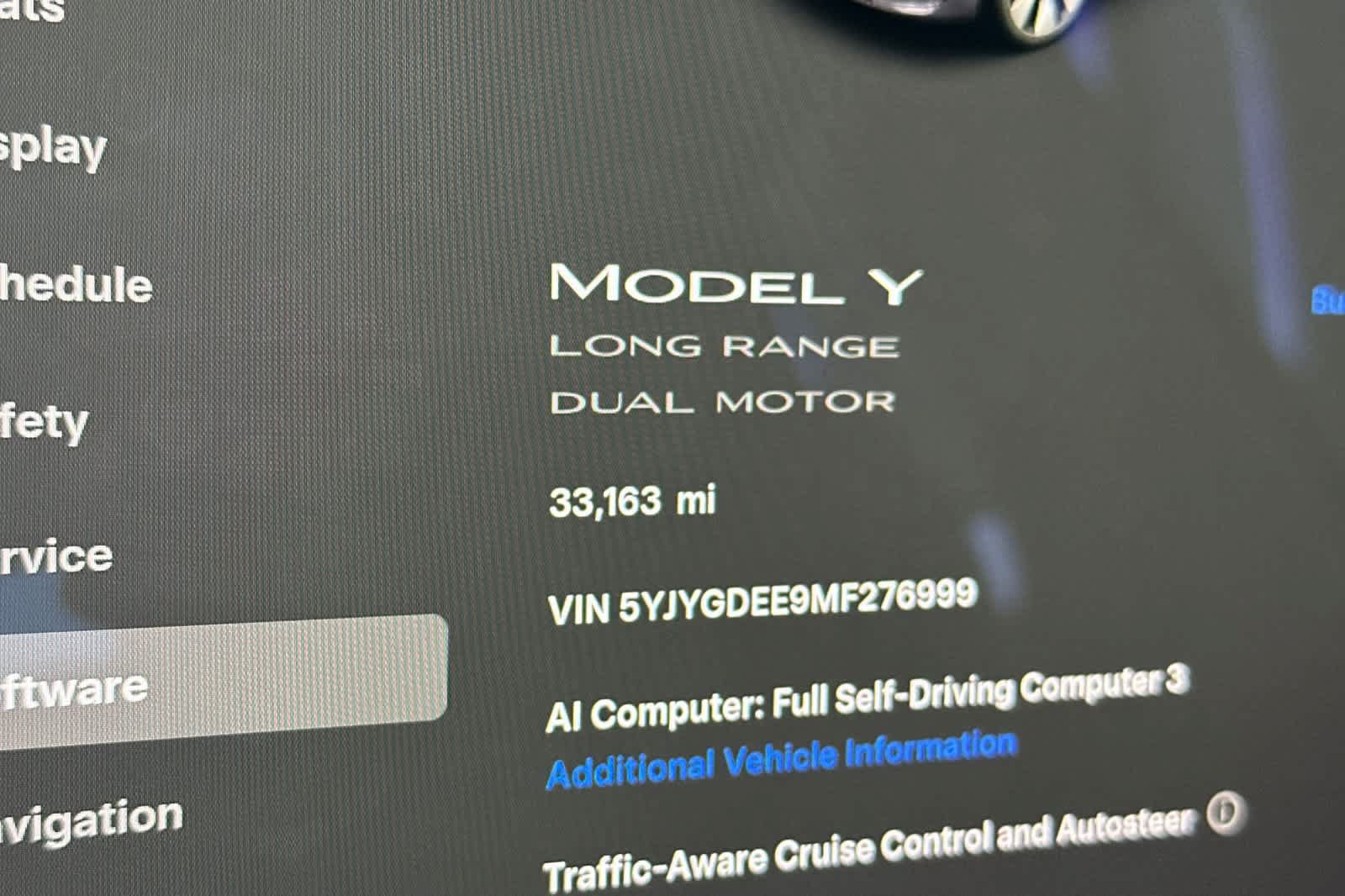 Used 2021 Tesla Model Y Long Range AWD/4WD image 29