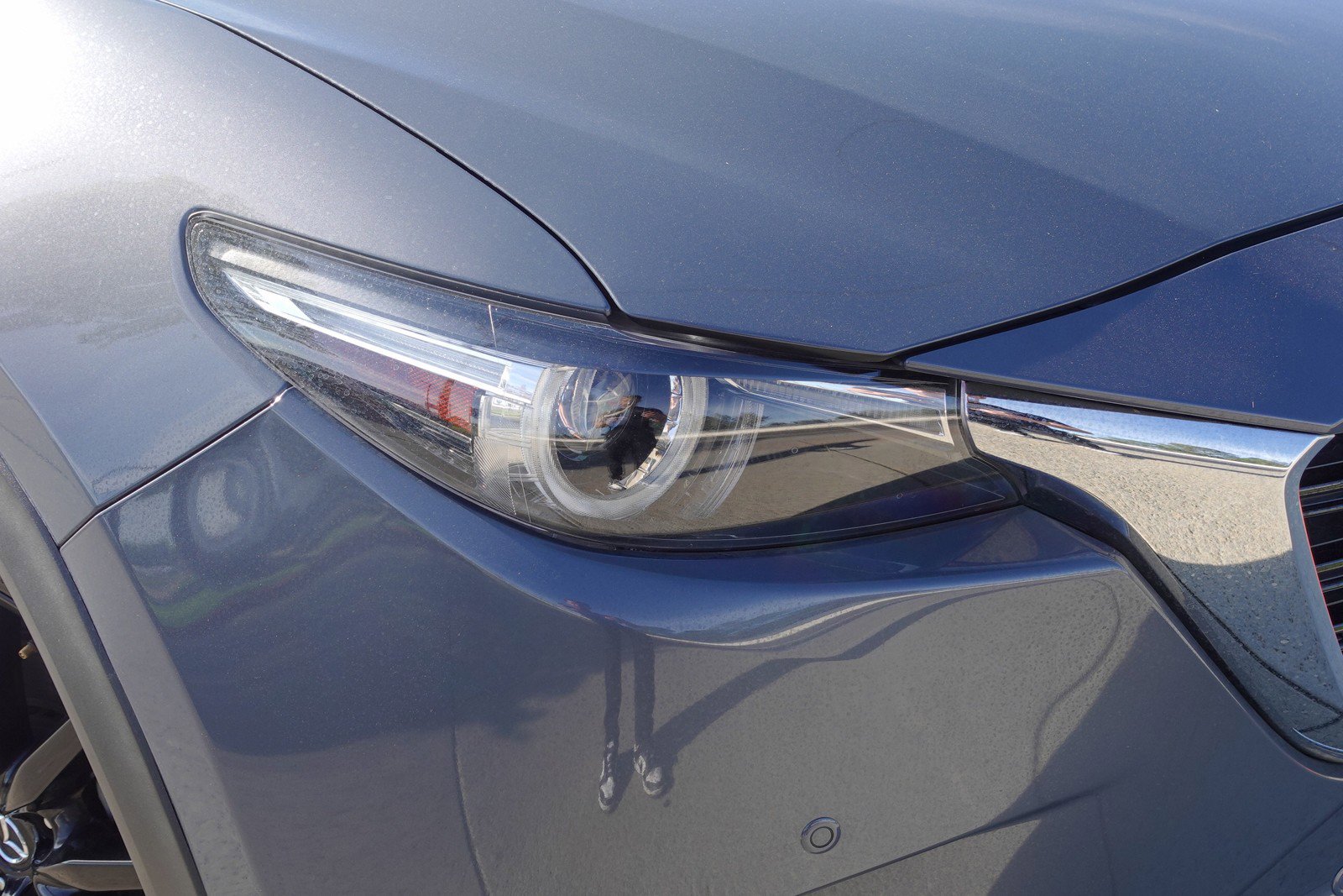 Used 2023 MAZDA CX-9 Carbon Edition image 2