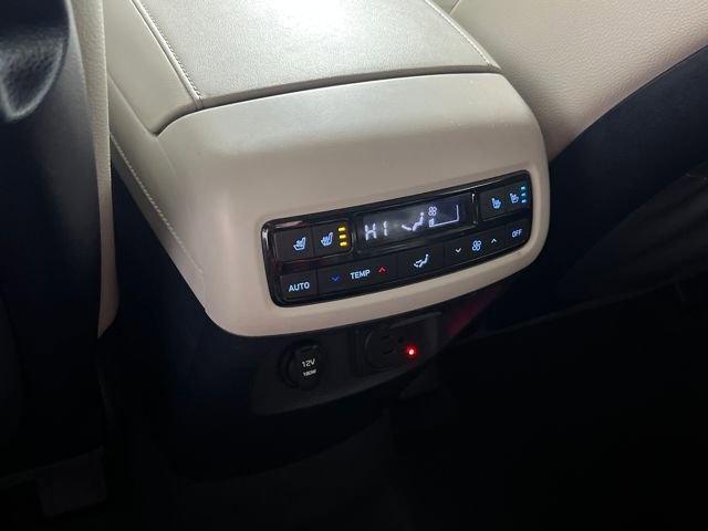 Used 2024 Hyundai Palisade Limited image 2