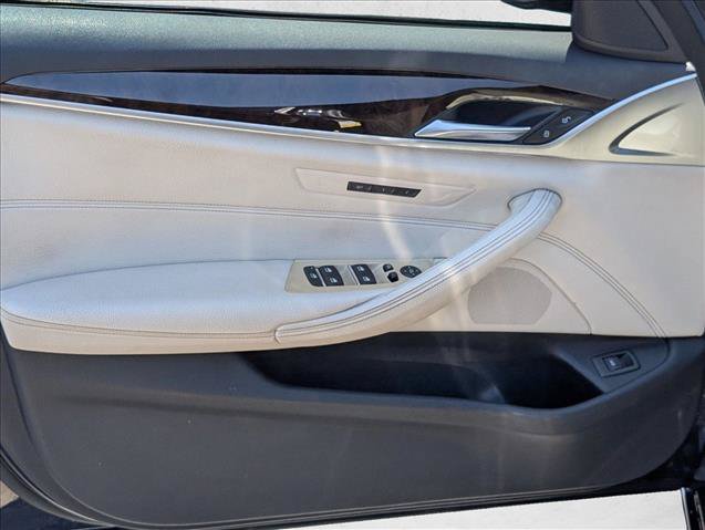 Used 2020 BMW 530i w/ Convenience Package RWD image 11