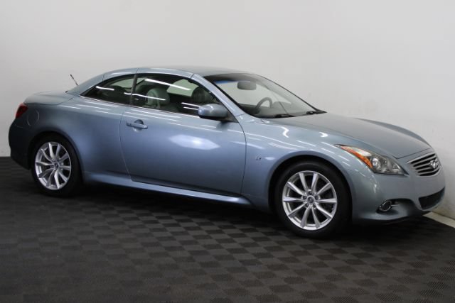 Used 2015 INFINITI Q60 Convertible w/ Premium Package RWD image 3
