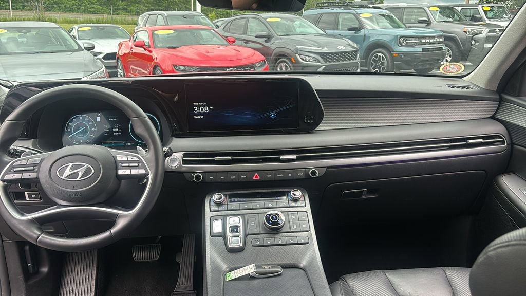 Used 2024 Hyundai Palisade Limited image 12