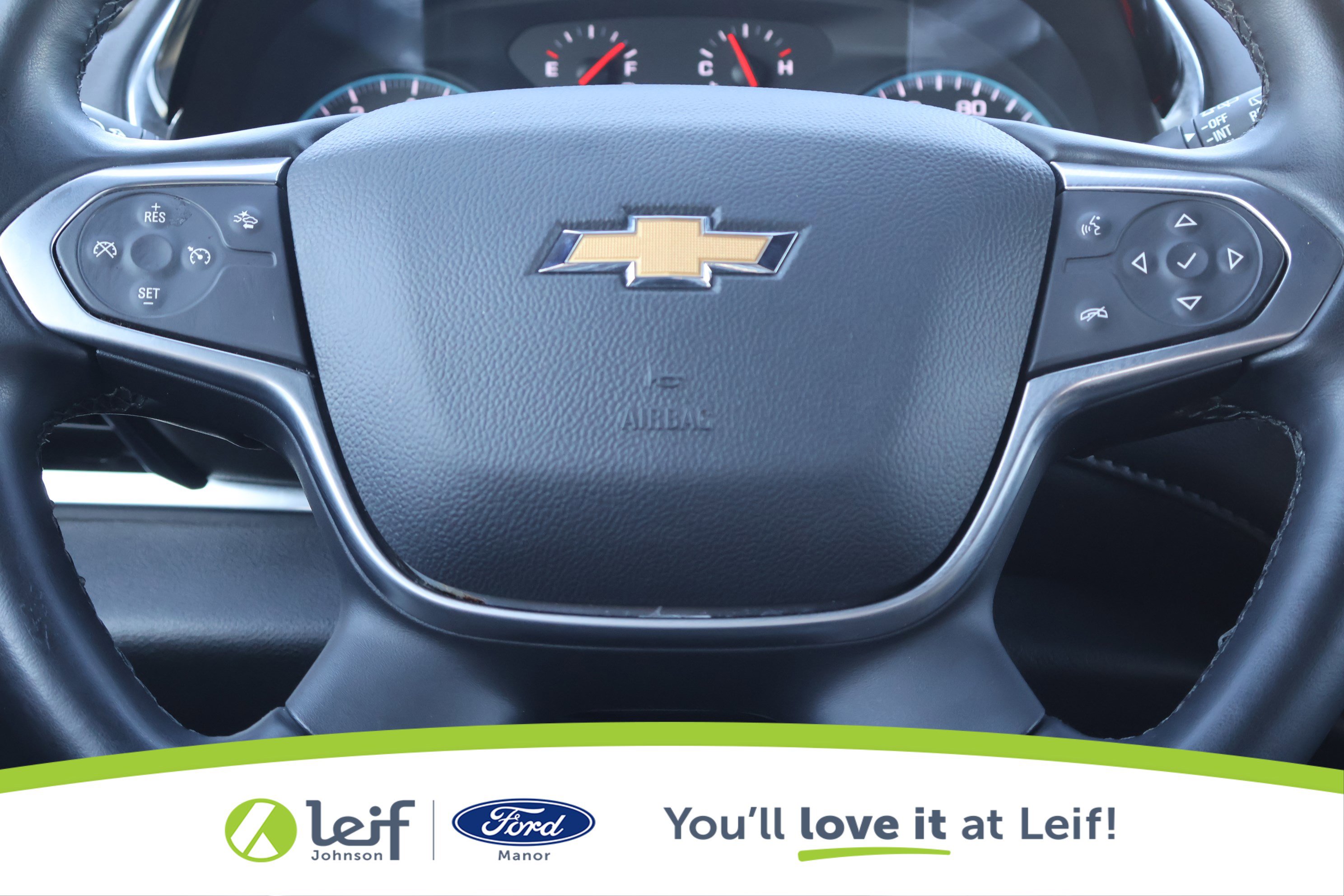 Used 2023 Chevrolet Traverse LT image 18