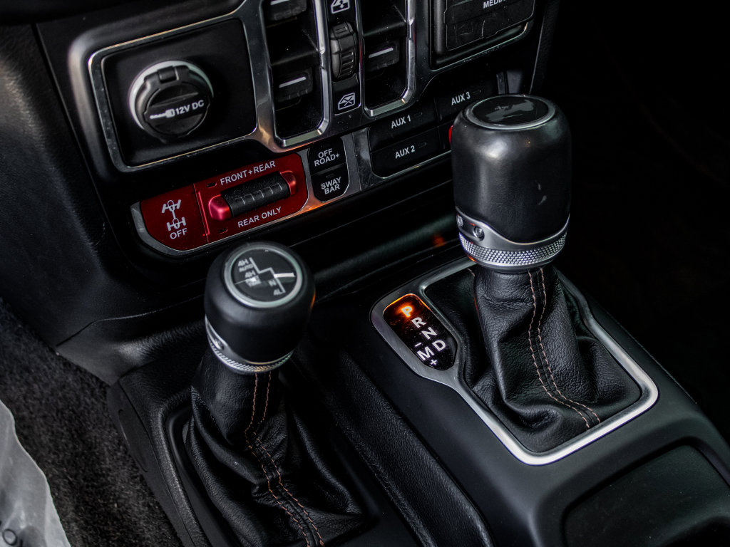 Used 2021 Jeep Wrangler Unlimited Rubicon w/ Dual Top Group image 35