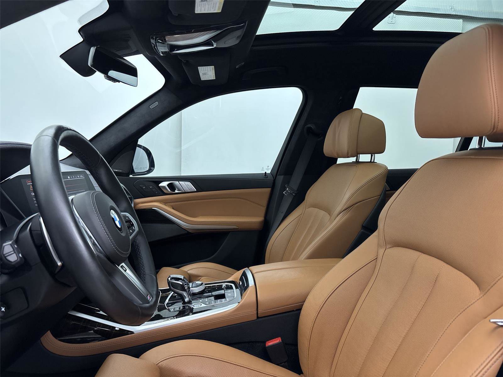 Used 2021 BMW X7 M50i AWD/4WD image 24