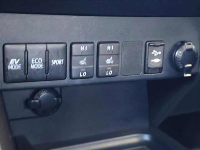Used 2018 Toyota RAV4 Limited AWD/4WD image 22