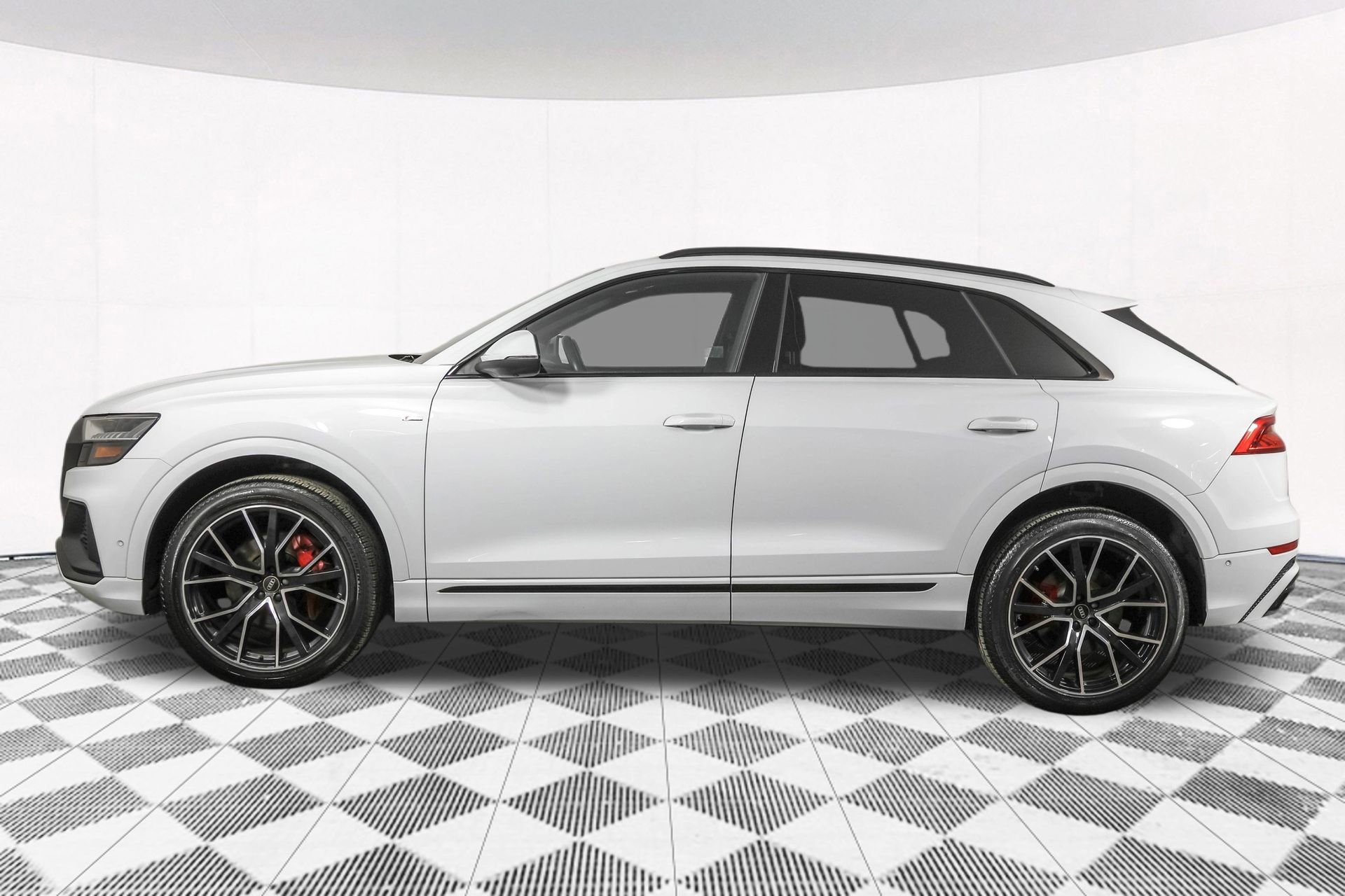 Used 2023 Audi Q8 Premium Plus w/ Premium Plus Package AWD/4WD image 20