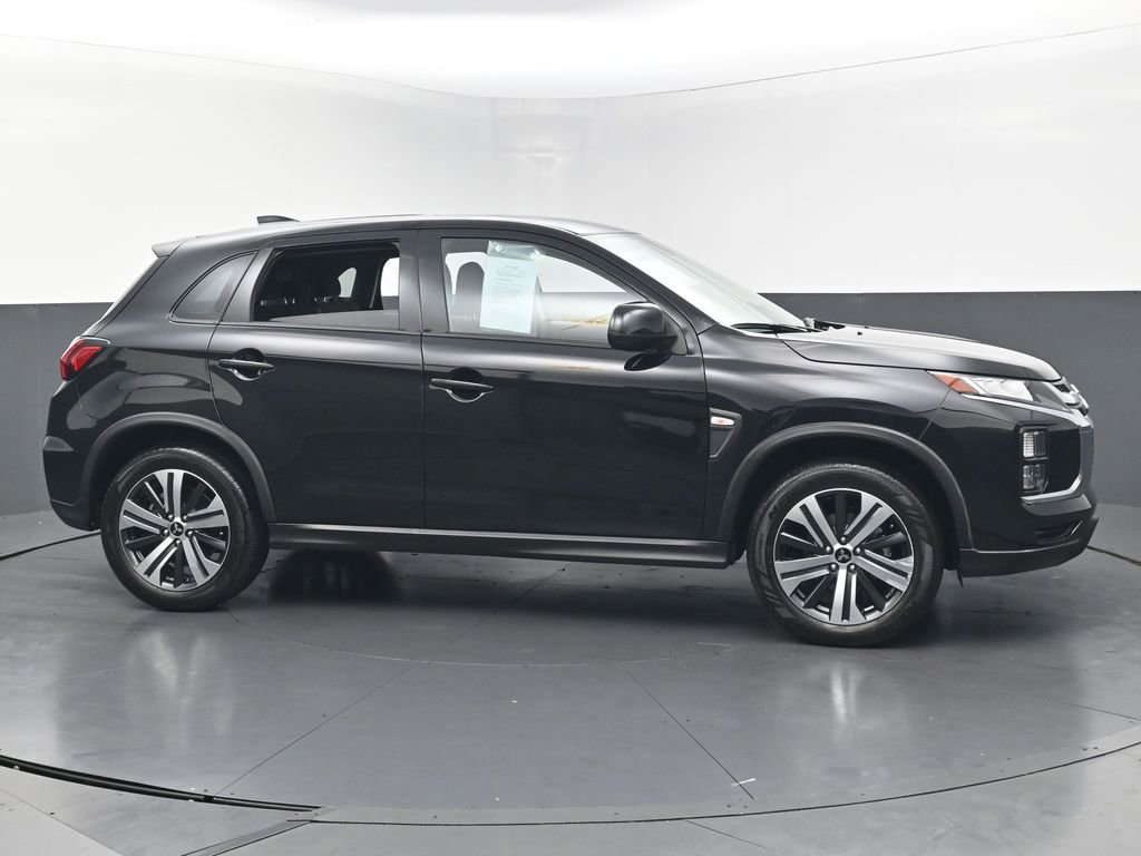 Used 2025 Mitsubishi Outlander Sport ES AWD/4WD image 6
