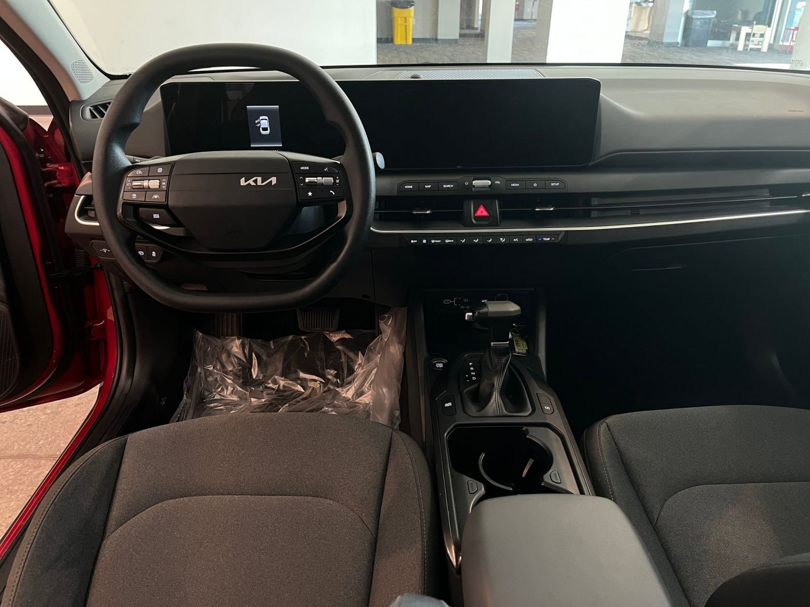 Used 2025 Kia K4 LXS image 33