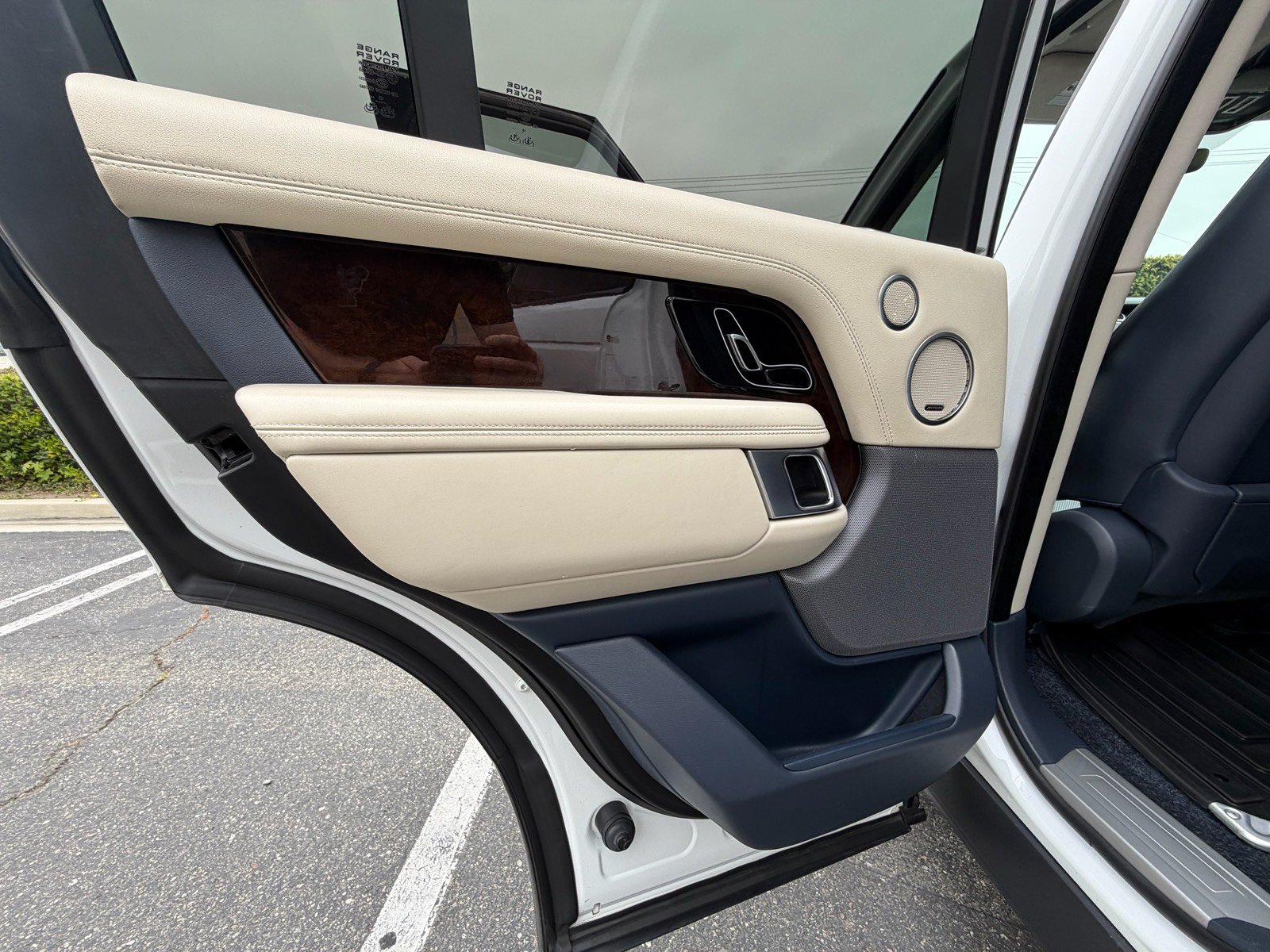 Used 2019 Land Rover Range Rover HSE AWD/4WD image 14