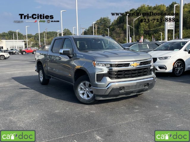 Used 2025 Chevrolet Silverado 1500 LT AWD/4WD image 1