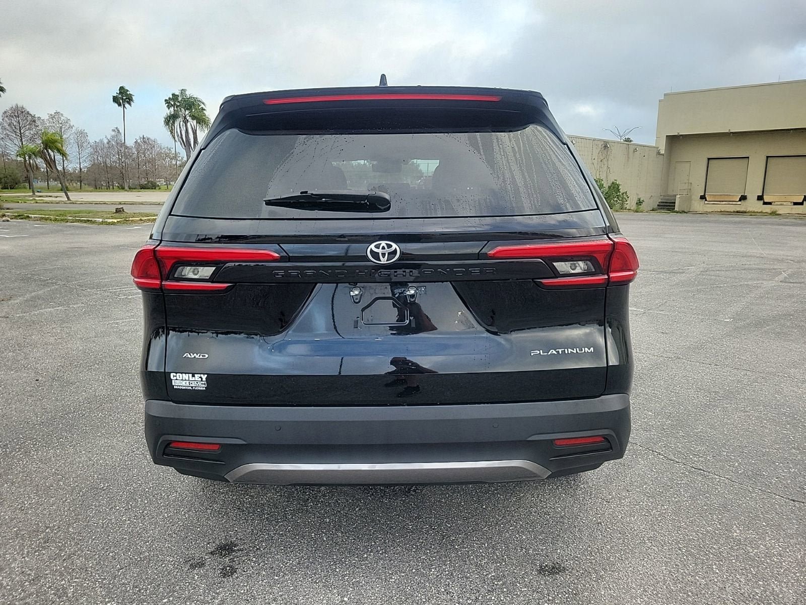 Used 2024 Toyota Grand Highlander AWD image 9