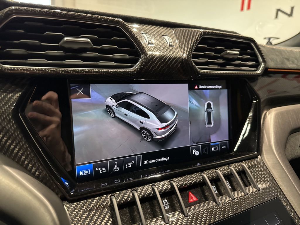 Used 2023 Lamborghini Urus Performante image 50