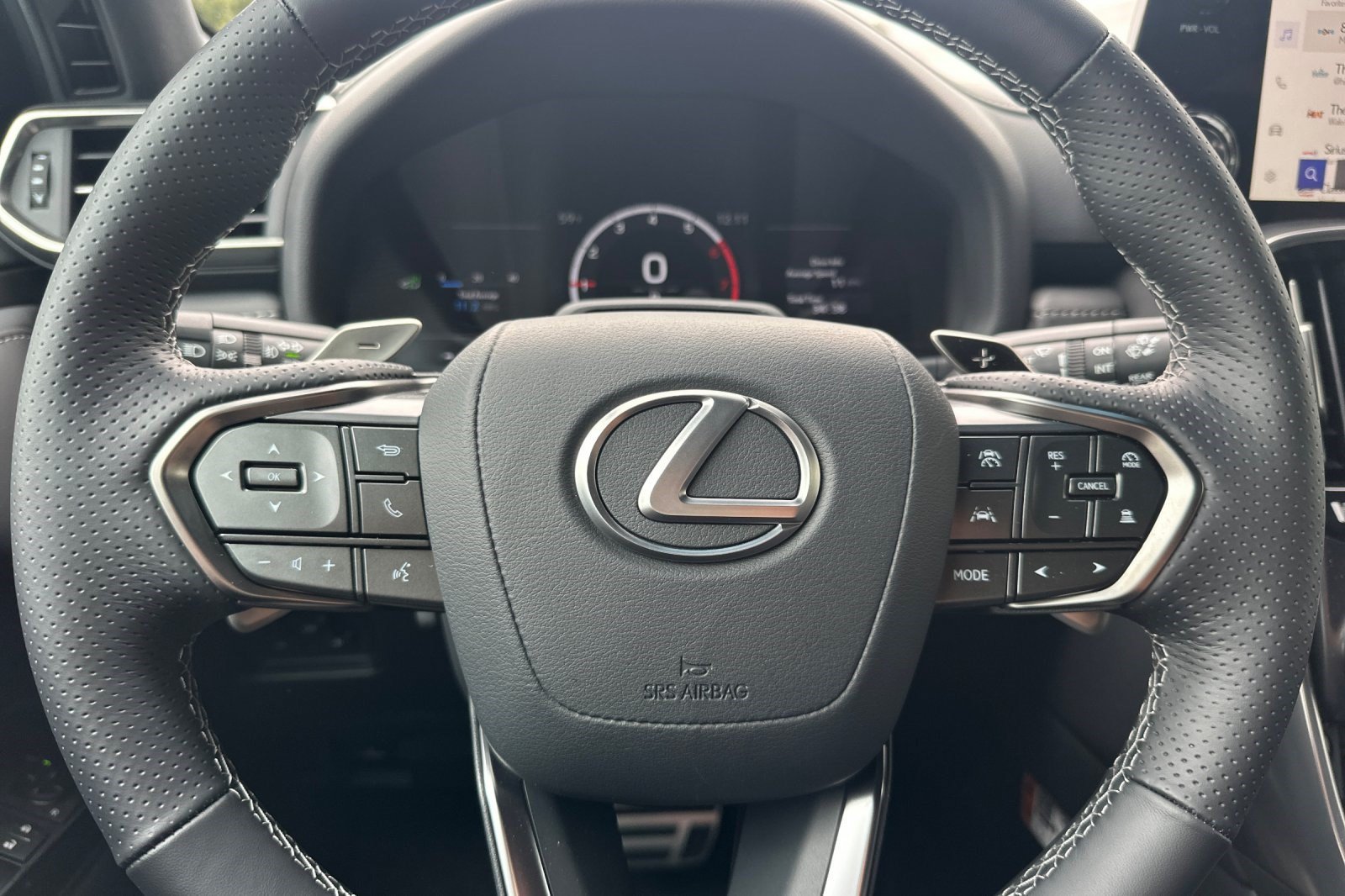 New 2026 Lexus LX 600 F Sport w/ Accessory Package (2T) AWD/4WD image 19