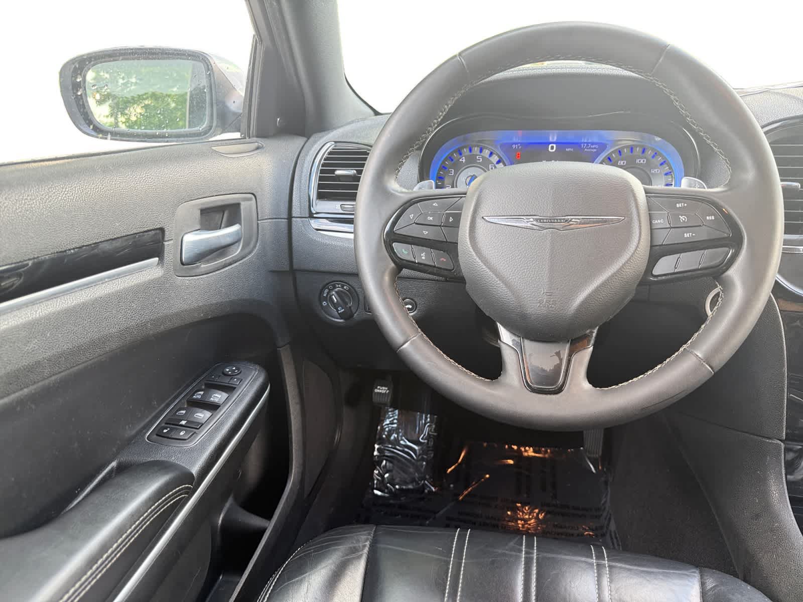 Used 2022 Chrysler 300 S RWD image 21