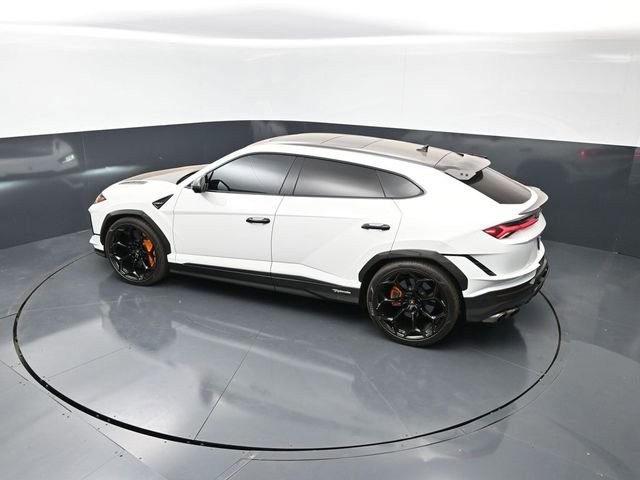 Used 2023 Lamborghini Urus Performante AWD/4WD image 16