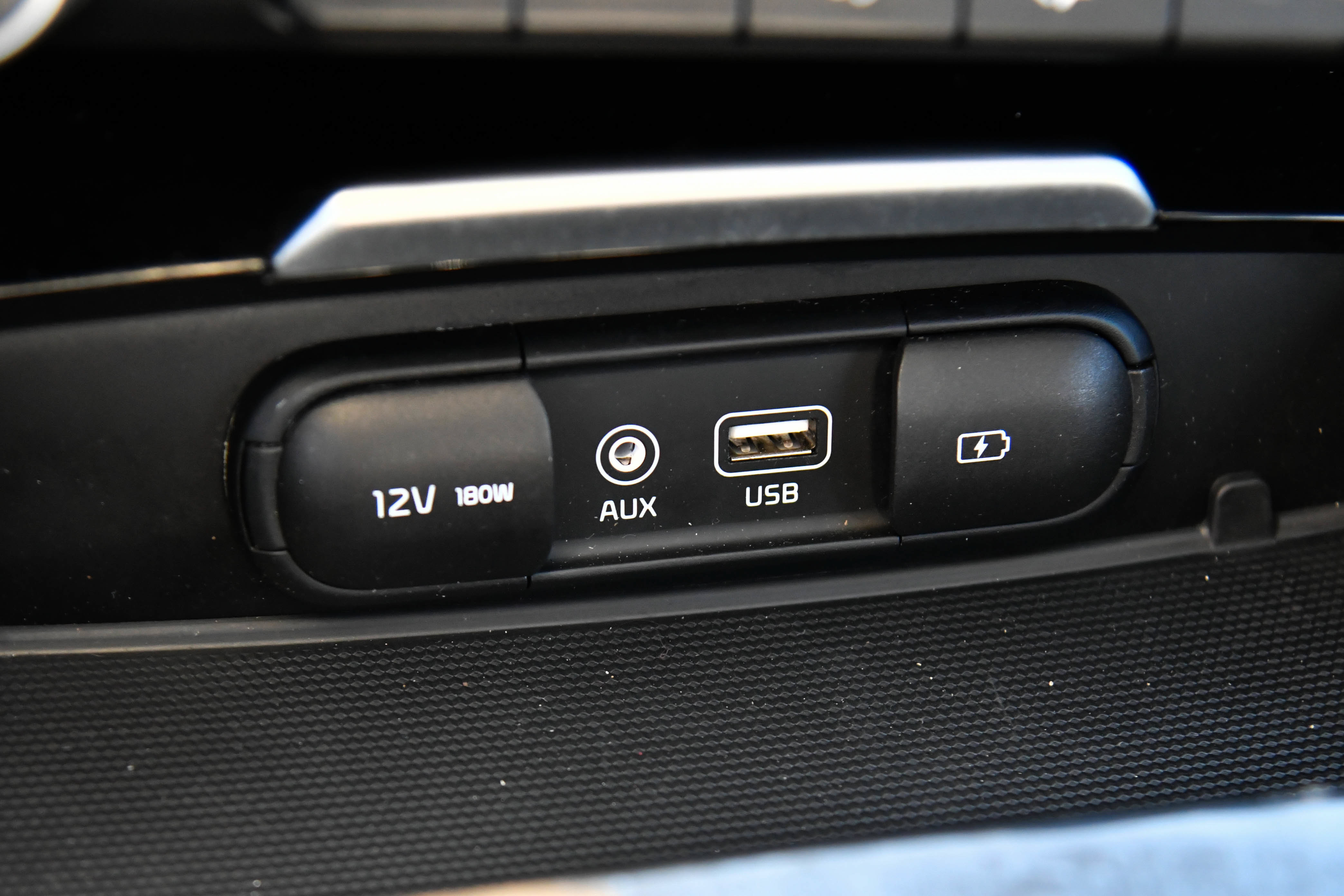 Used 2019 Kia Stinger RWD image 26