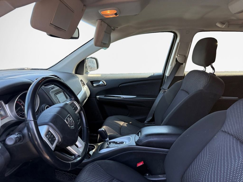 Used 2019 Dodge Journey SE w/ Connectivity Group image 11
