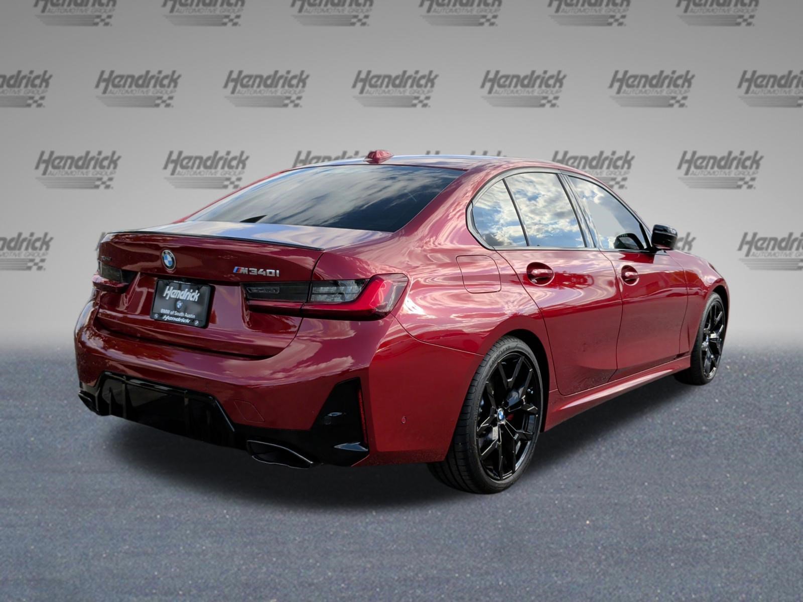 Used 2025 BMW M340i xDrive w/ Premium Package image 7