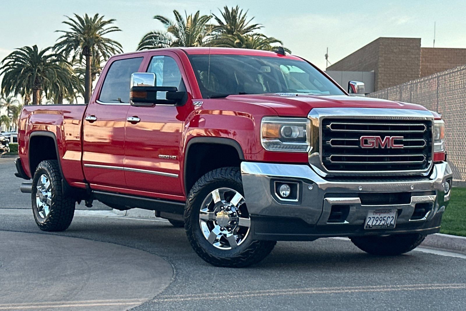 Used 2016 GMC Sierra 2500 SLT w/ Duramax Plus Package image 2