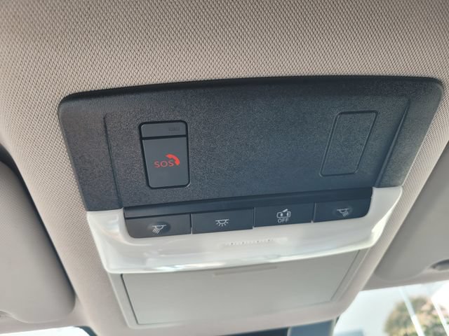 Certified 2024 Nissan Rogue SV AWD/4WD image 22
