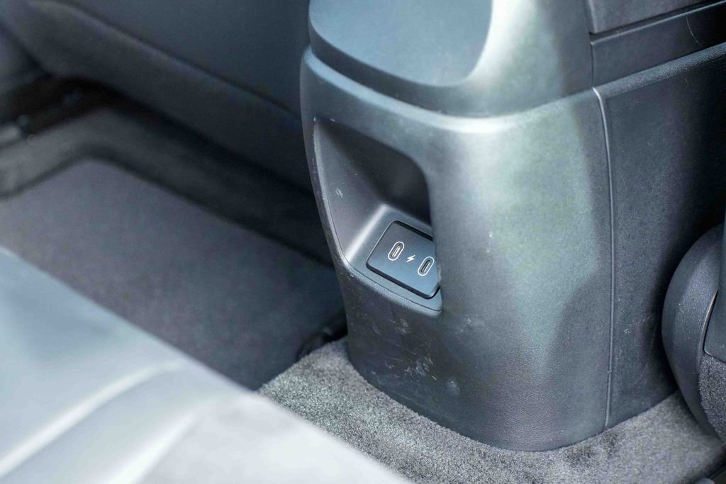 Used 2025 Hyundai Elantra N image 18