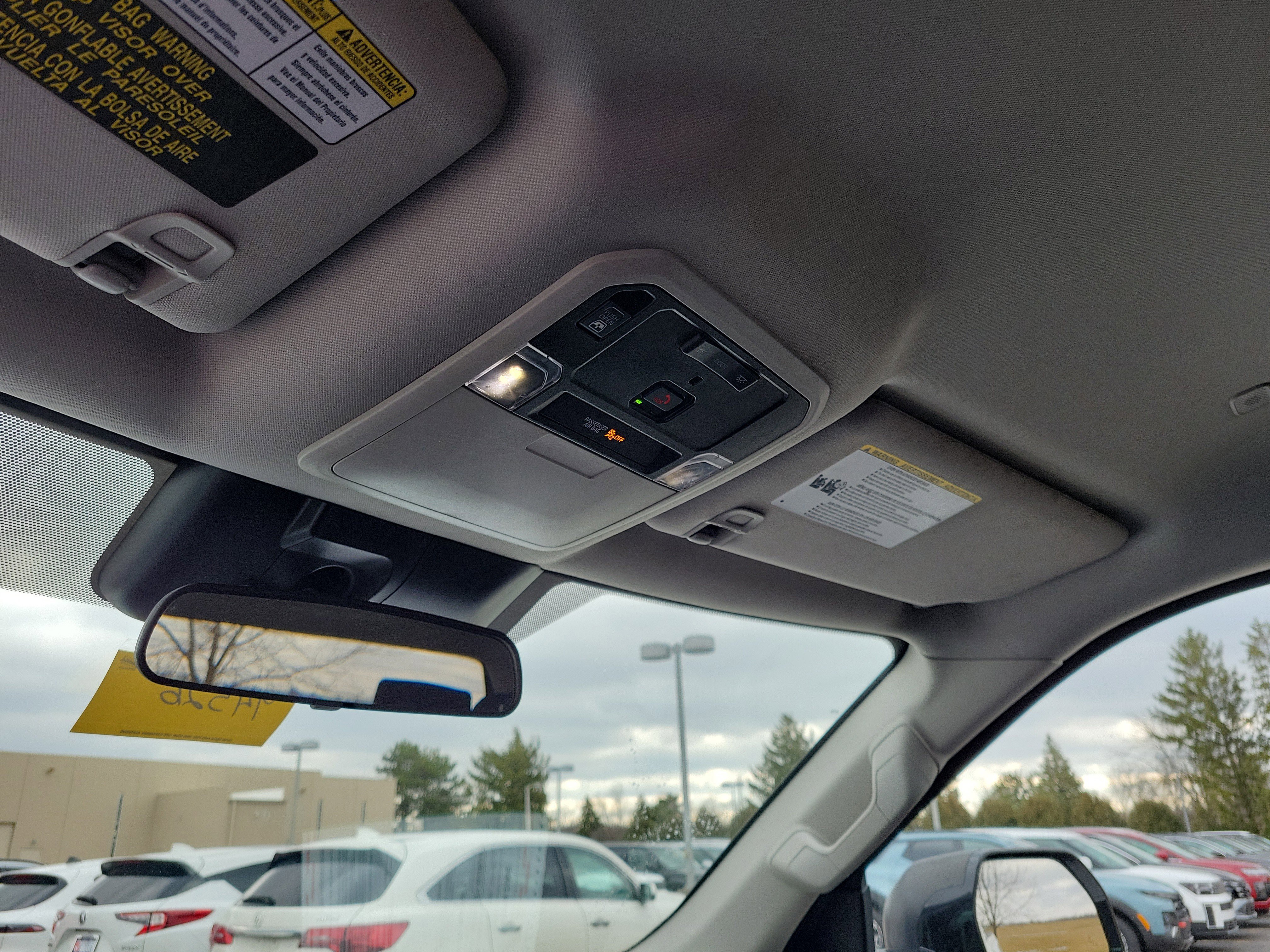 Used 2022 Toyota Tundra SR5 w/ SR5 Convenience Package image 30