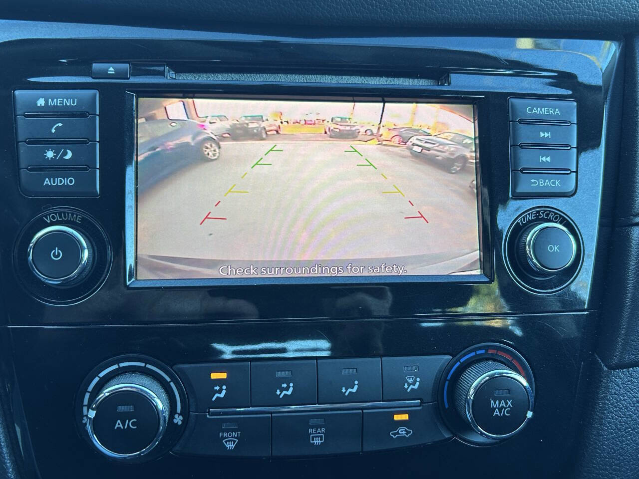 Used 2018 Nissan Rogue S image 7