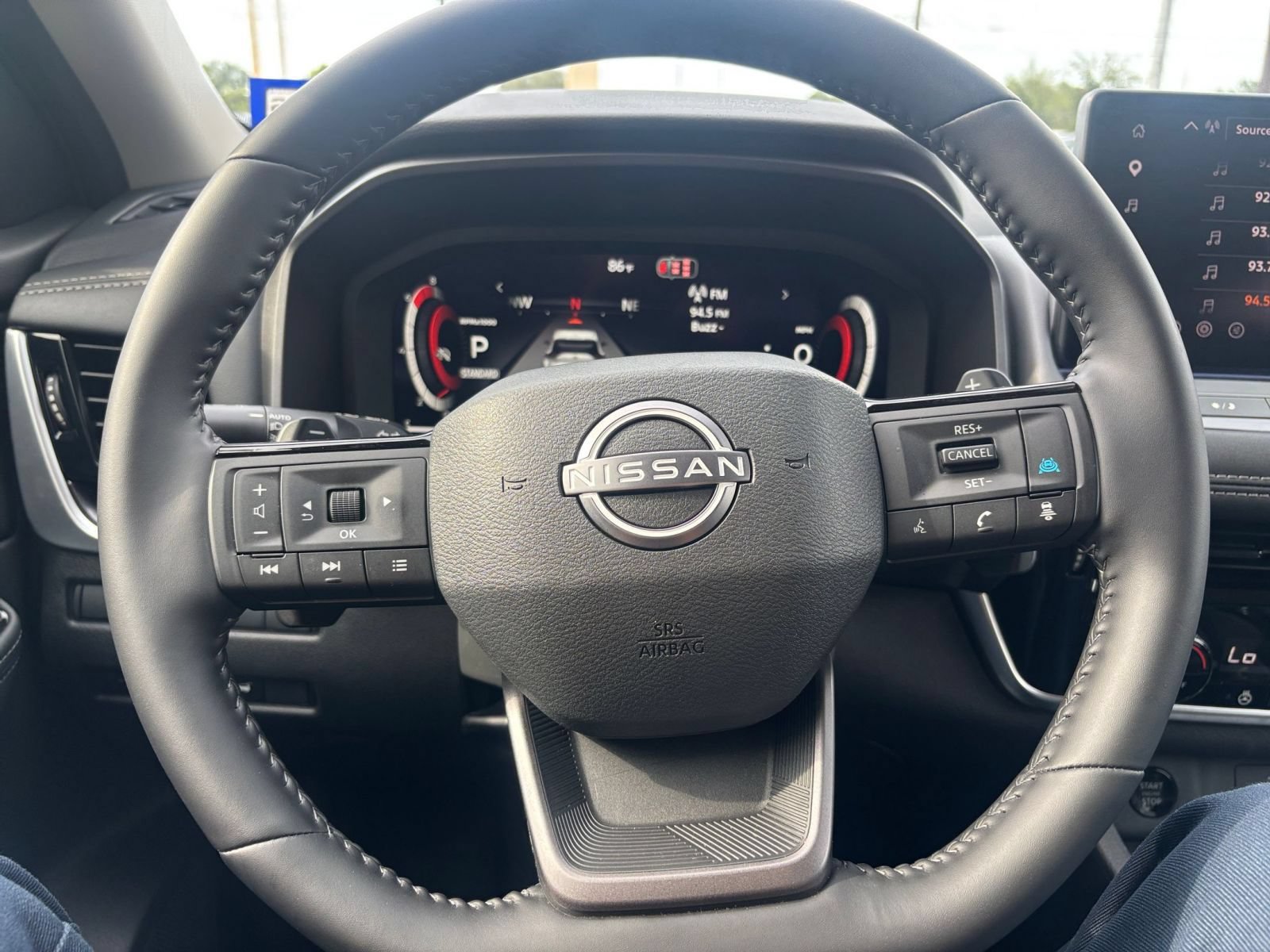 Used 2026 Nissan Rogue SL FWD image 30