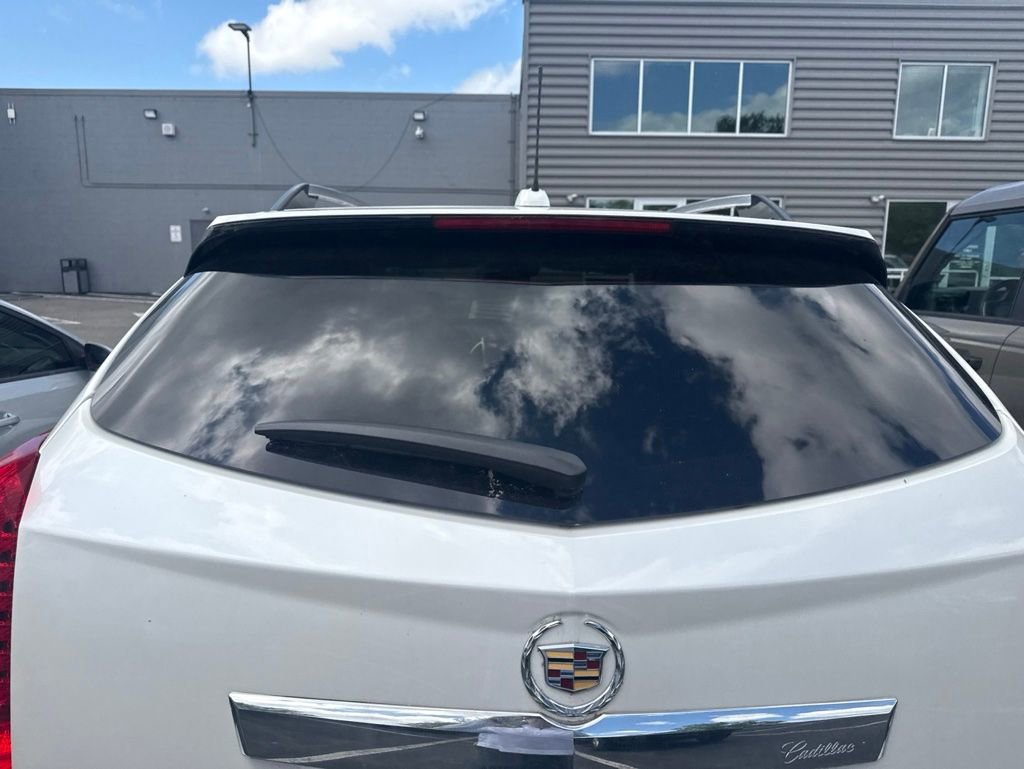 Used 2015 Cadillac SRX Luxury w/ Driver Awareness Package AWD/4WD image 8
