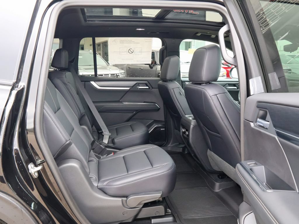 New 2026 GMC Acadia Elevation w/ Black Edition FWD image 34