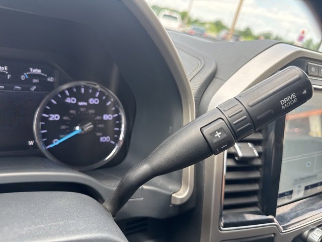 Used 2022 Ford F450 Lariat w/ FX4 Off-Road Package image 34