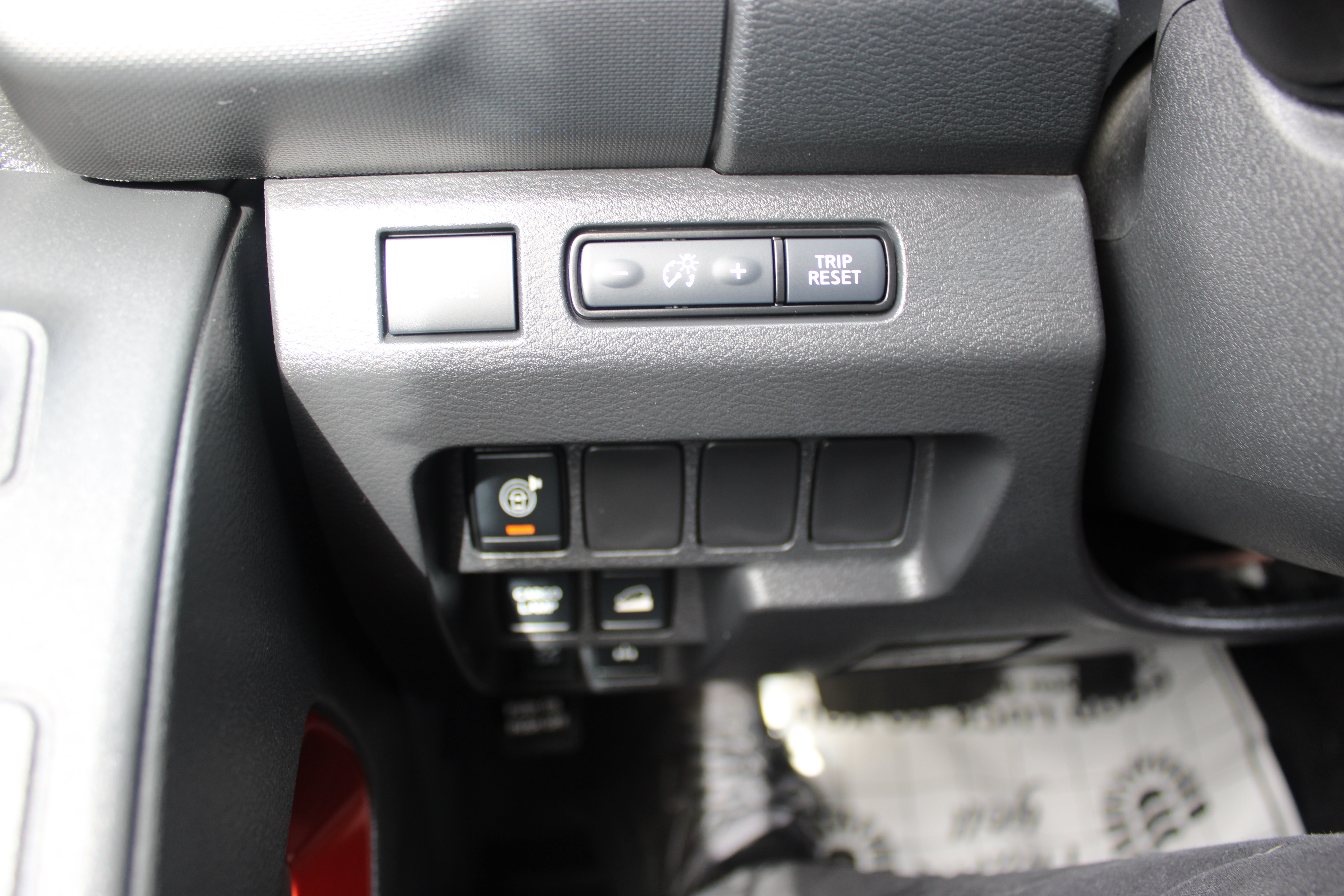 Certified 2022 Nissan Frontier PRO-4X w/ Technology Package AWD/4WD image 22