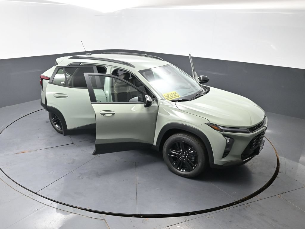 New 2026 Chevrolet Trax ACTIV FWD image 53