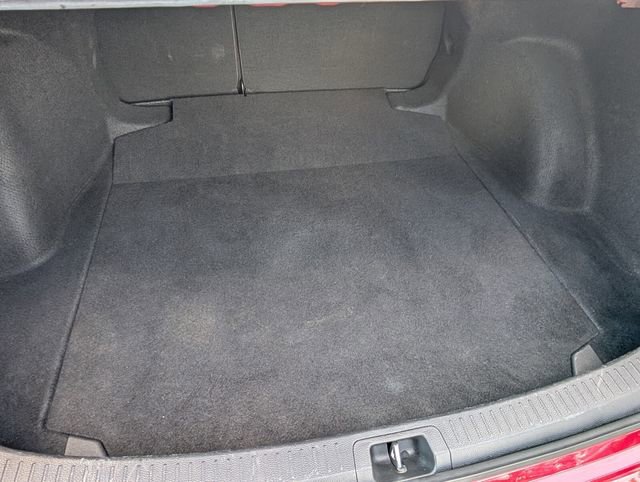 Used 2022 Toyota Corolla LE image 15