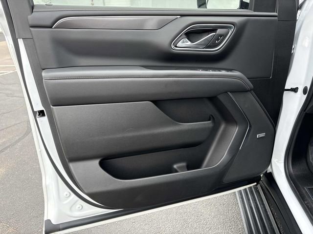 Used 2022 GMC Yukon AT4 image 9