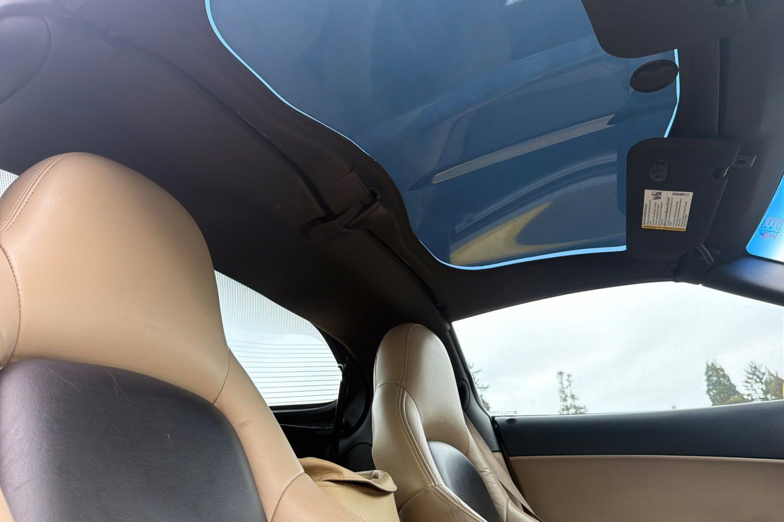 Used 2006 Chevrolet Corvette Coupe w/ Preferred Equipment Group RWD image 16