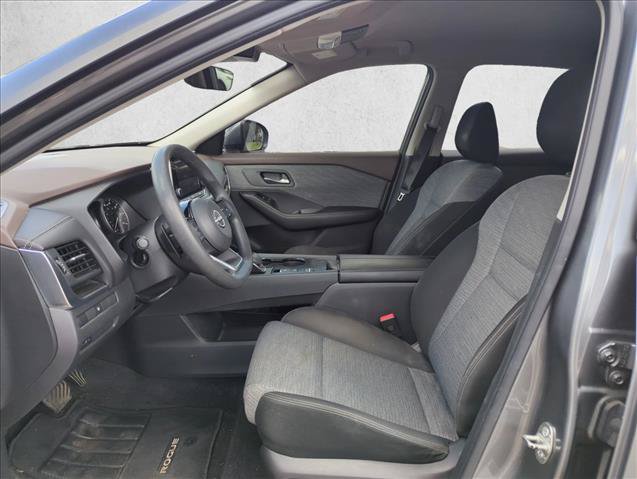 Used 2023 Nissan Rogue SV FWD image 16