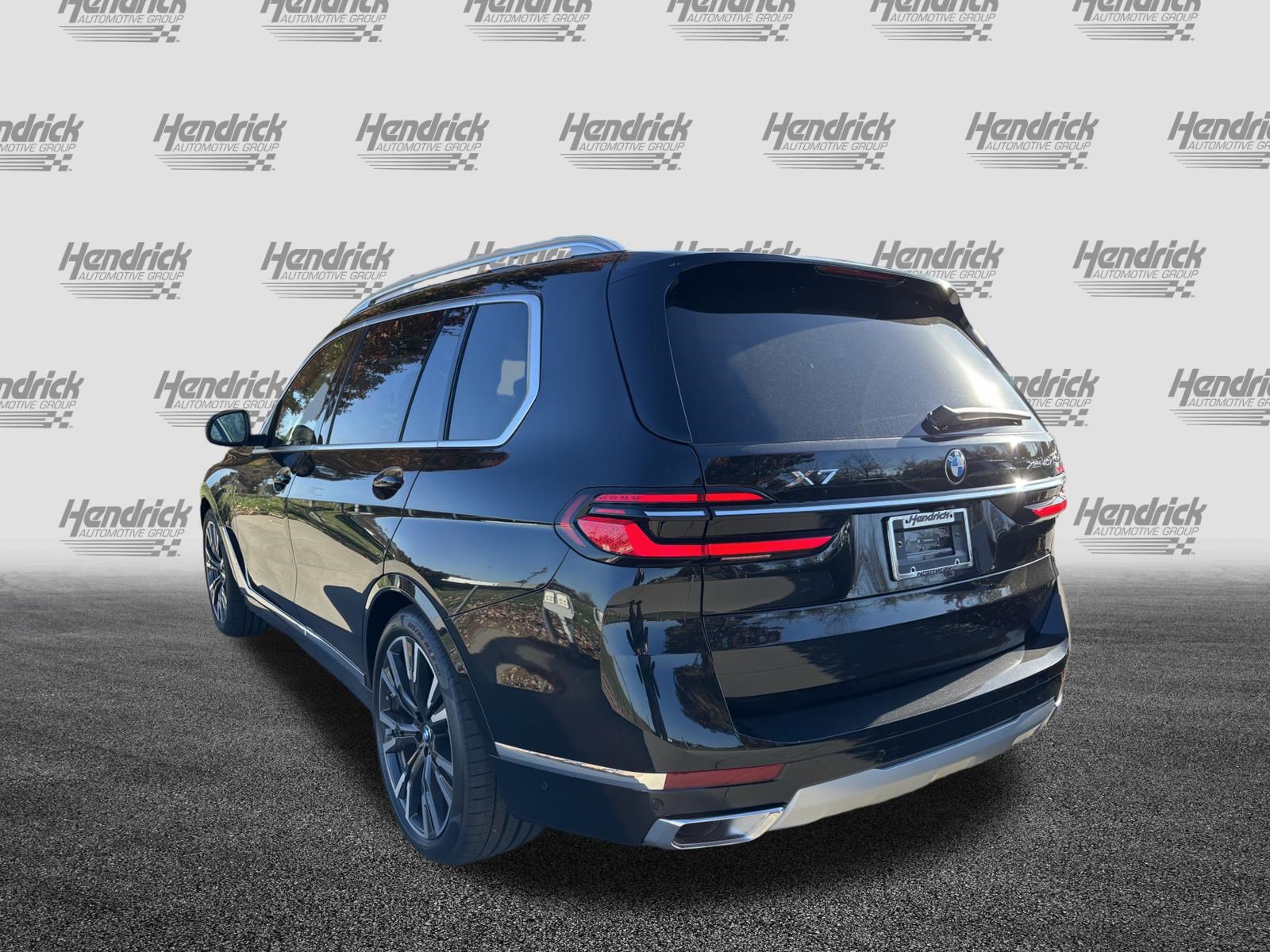 Used 2026 BMW X7 xDrive40i w/ Premium Package AWD/4WD image 7