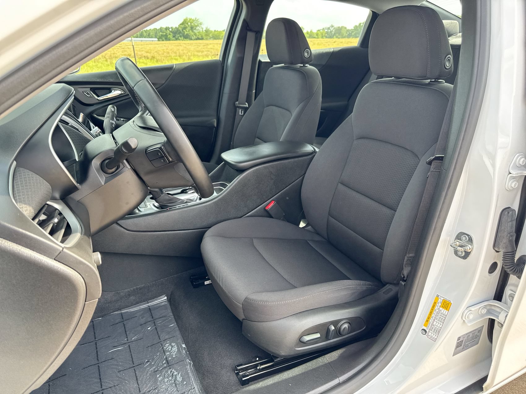 Used 2023 Chevrolet Malibu RS FWD image 11