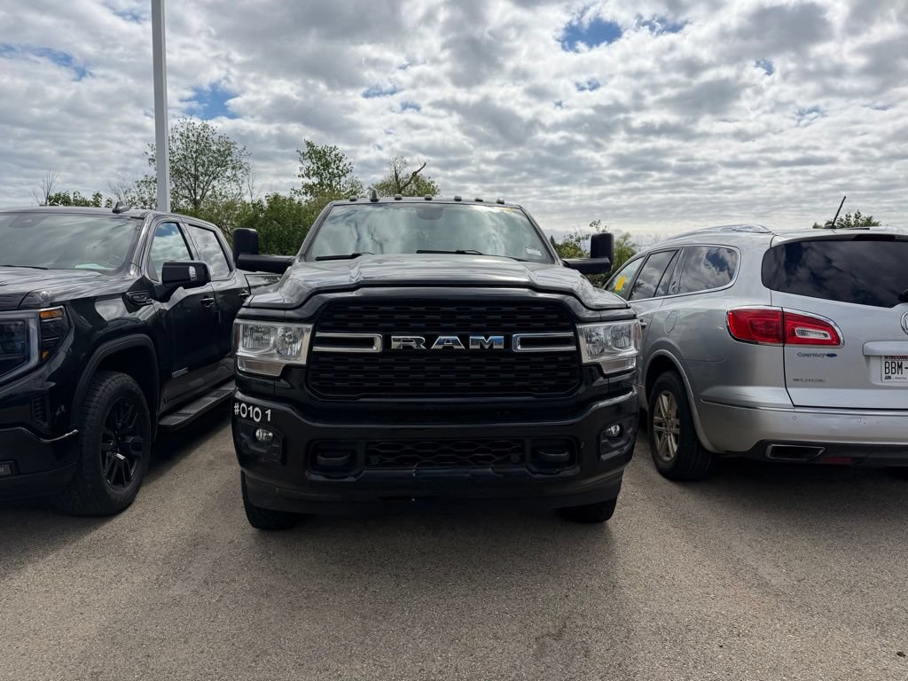 Used 2022 RAM 3500 Big Horn w/ Level A Equipment Group AWD/4WD image 3