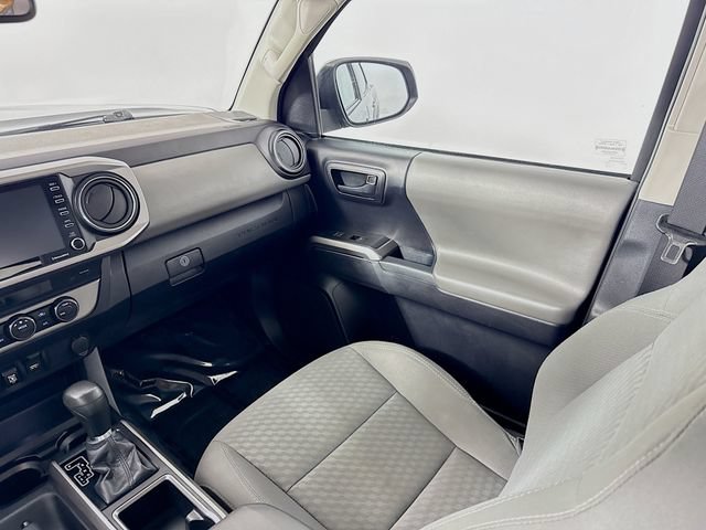 Used 2021 Toyota Tacoma SR5 AWD/4WD image 22