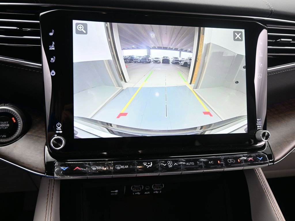 Used 2024 Jeep Grand Wagoneer L 4WD image 21