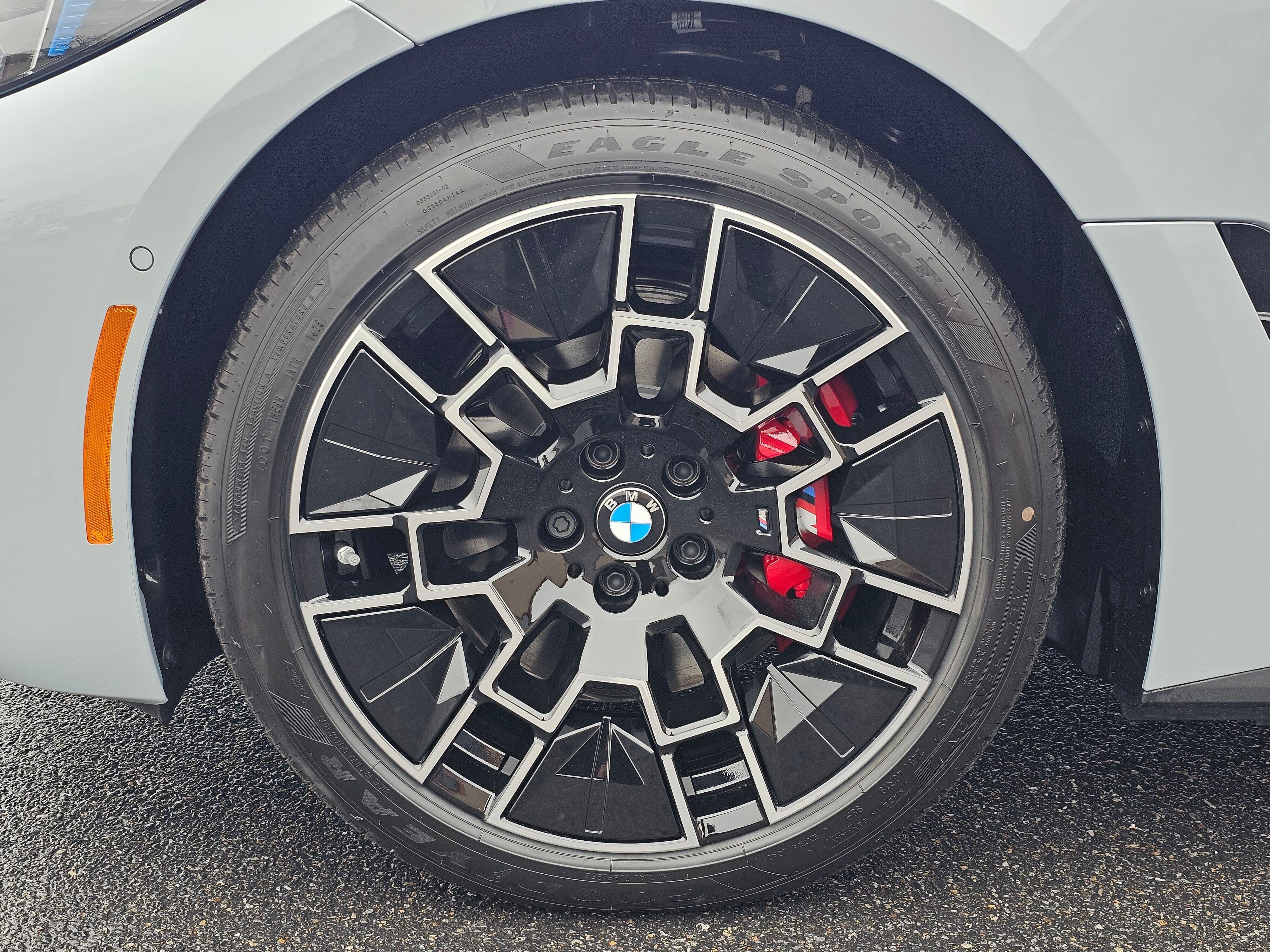 New 2026 BMW i4 M60 w/ Premium Package image 8