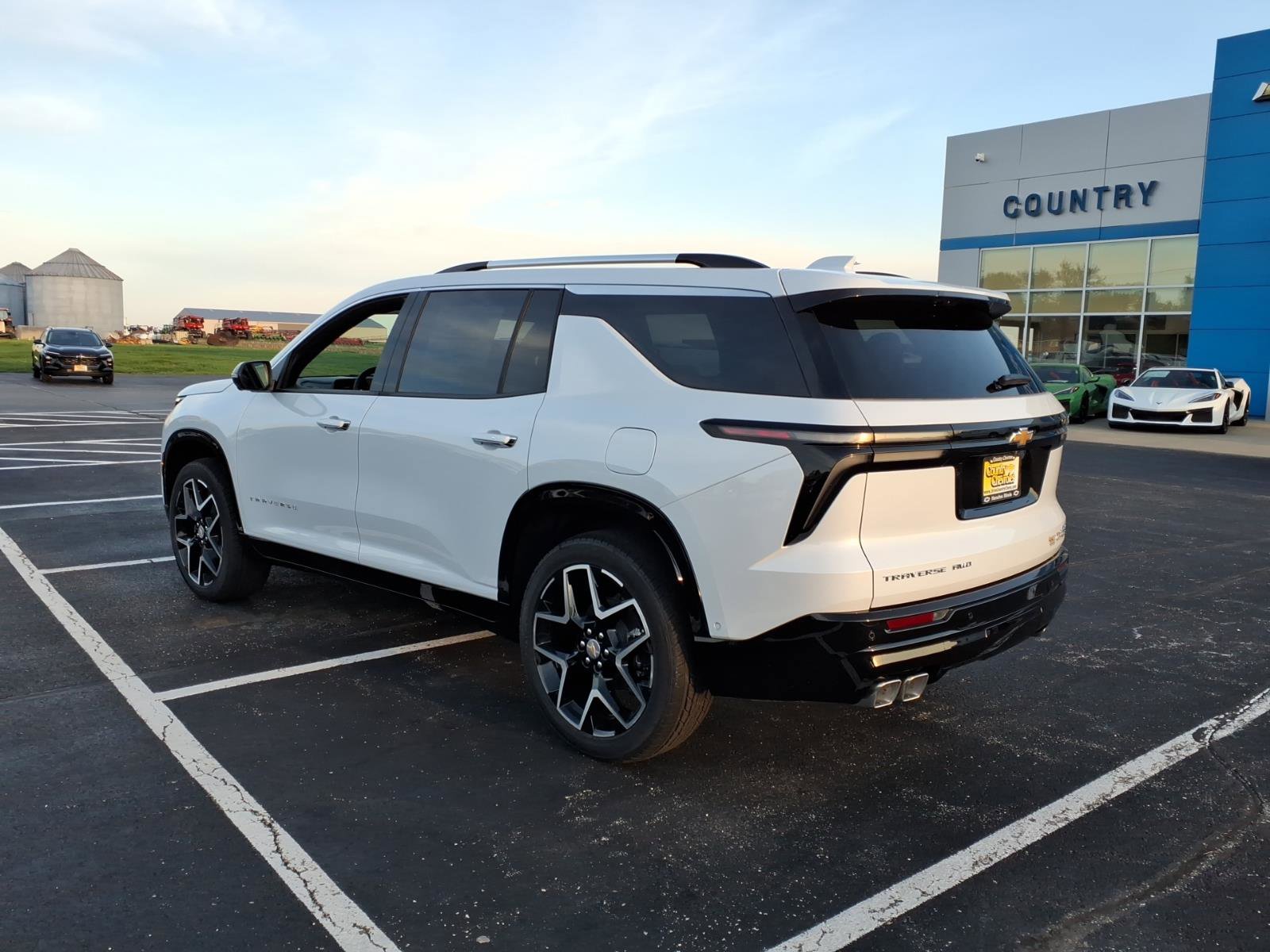 New 2026 Chevrolet Traverse High Country AWD/4WD image 3