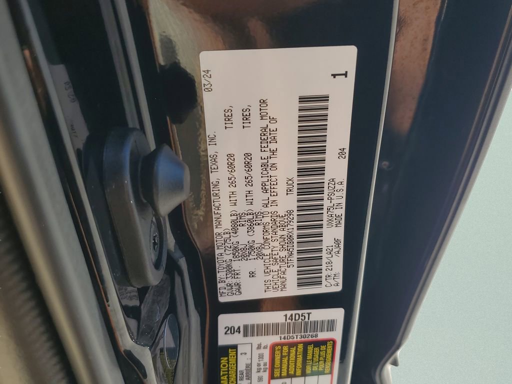 Used 2024 Toyota Tundra Platinum image 25