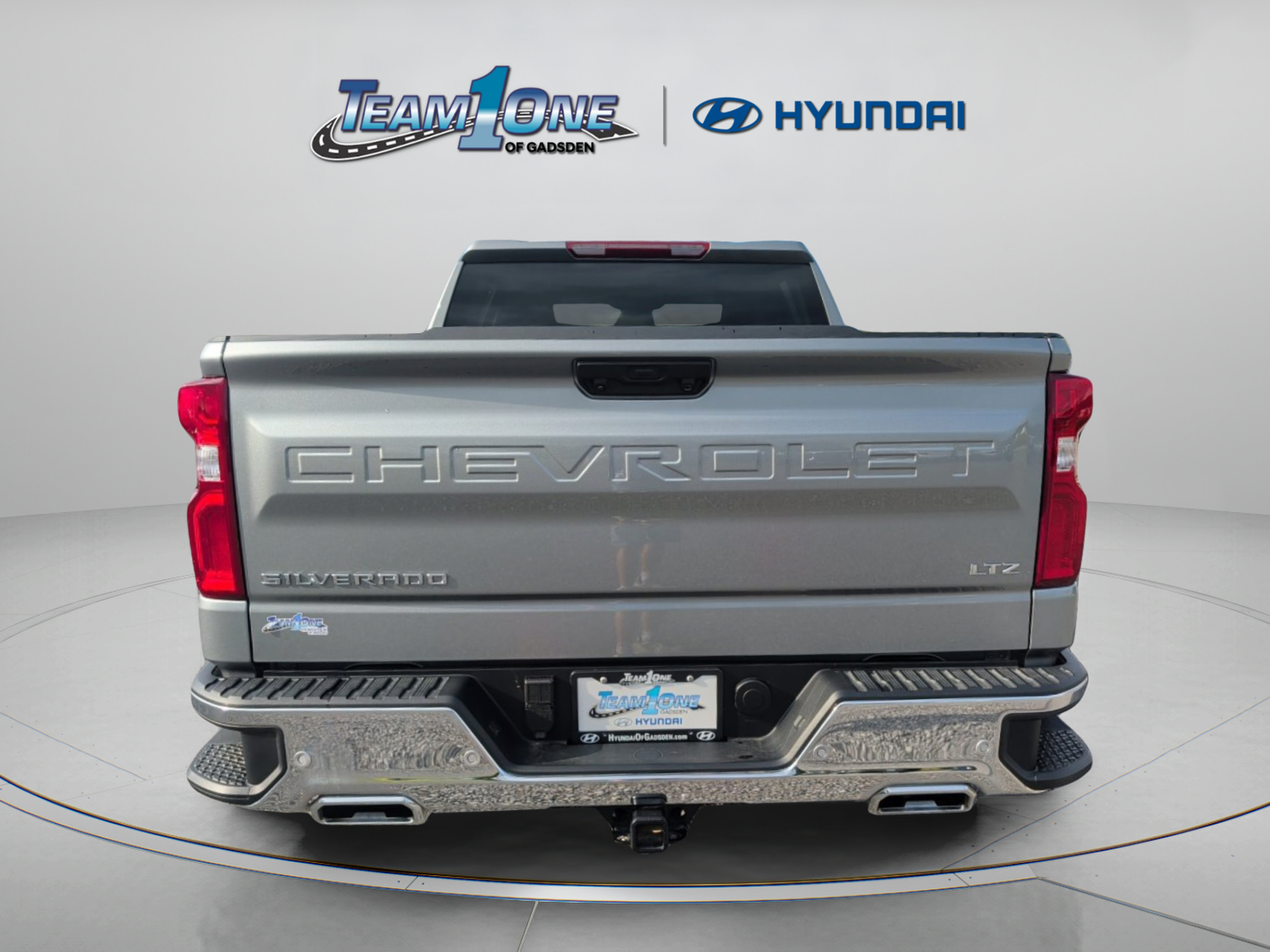 Used 2026 Chevrolet Silverado 1500 LTZ AWD/4WD image 7