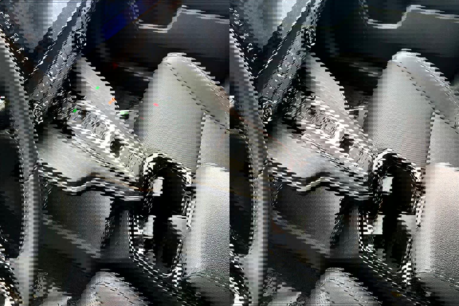 Used 2021 Honda Clarity Touring image 17