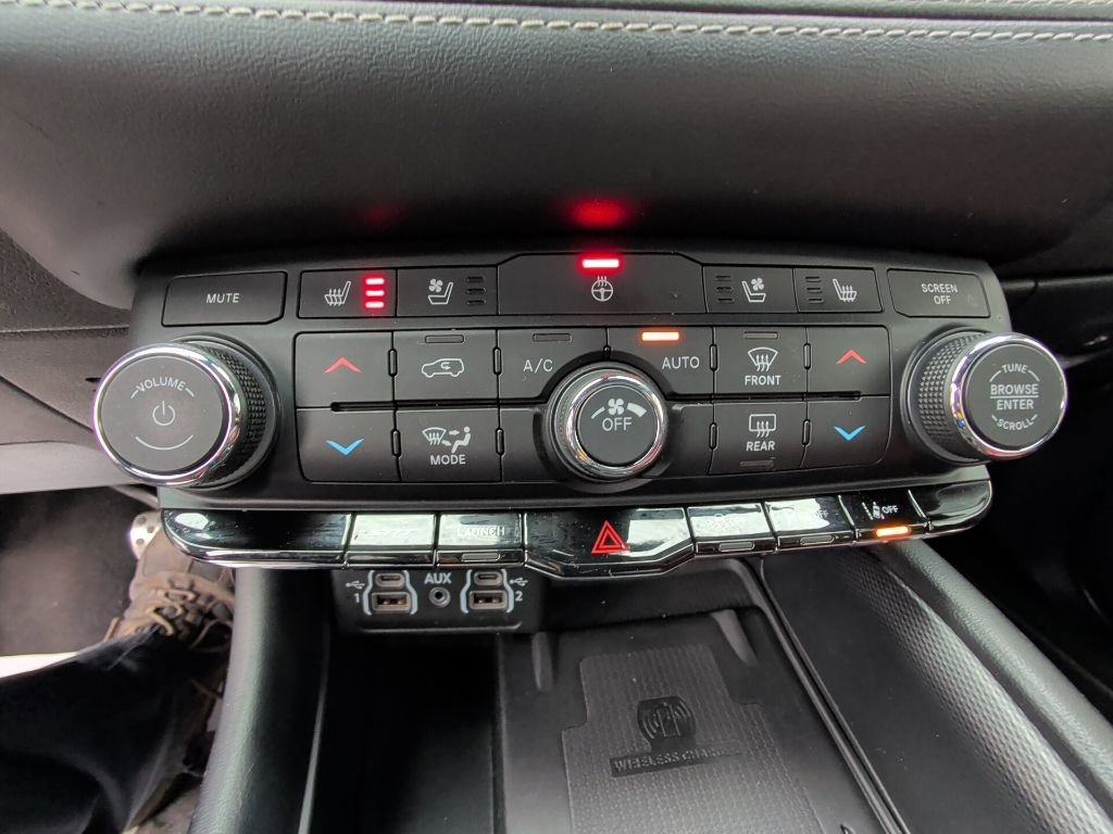 Used 2021 Dodge Durango SRT w/ Technology Group image 23